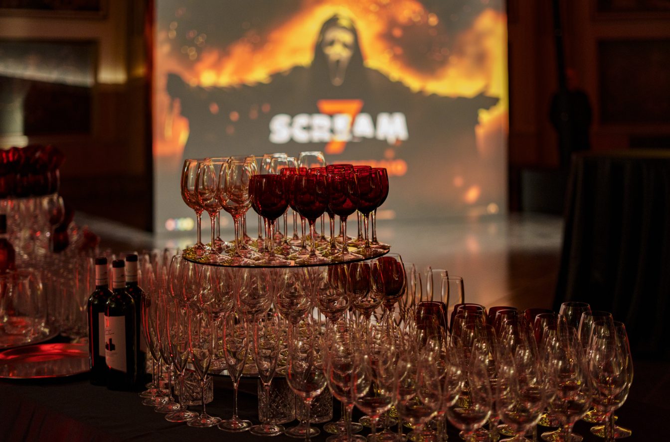 SCREAM7__162: questa immagine non ha ancora un testo alternativo.